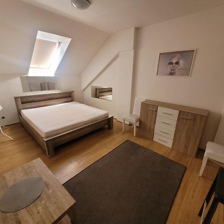 Apartments Zizkov B Prag Dış mekan fotoğraf